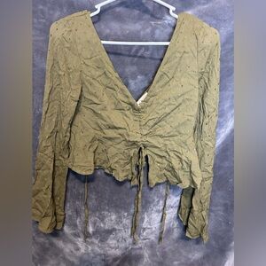 Fanco woman’s crop top shirt